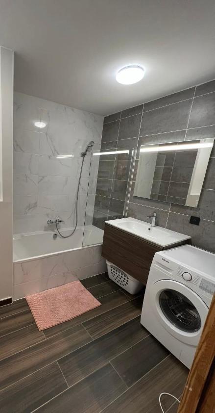White Pearl Apartment Шамони Екстериор снимка
